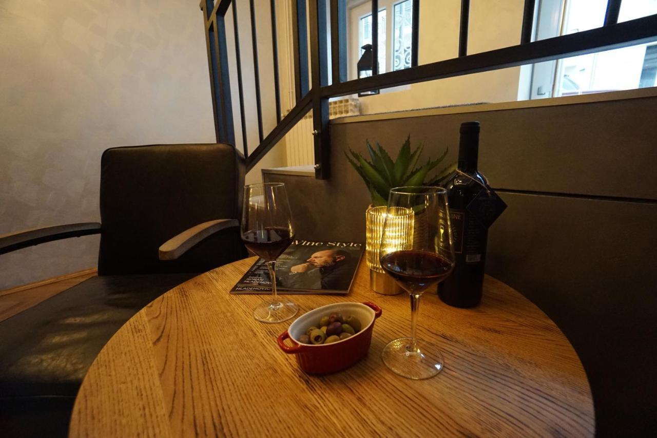 Urban Lodge Belgrado Buitenkant foto